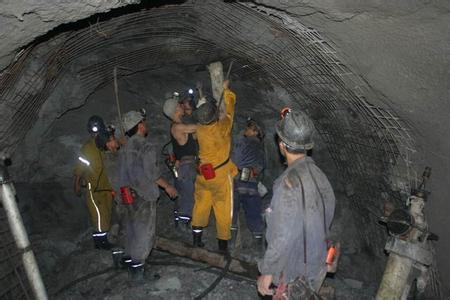 赵西垸林场工程爆破中的危险因素分析以及应对工程爆破危险的措施